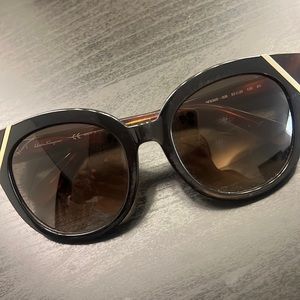 Salvatore Ferragamo Sunglasses SF836S
